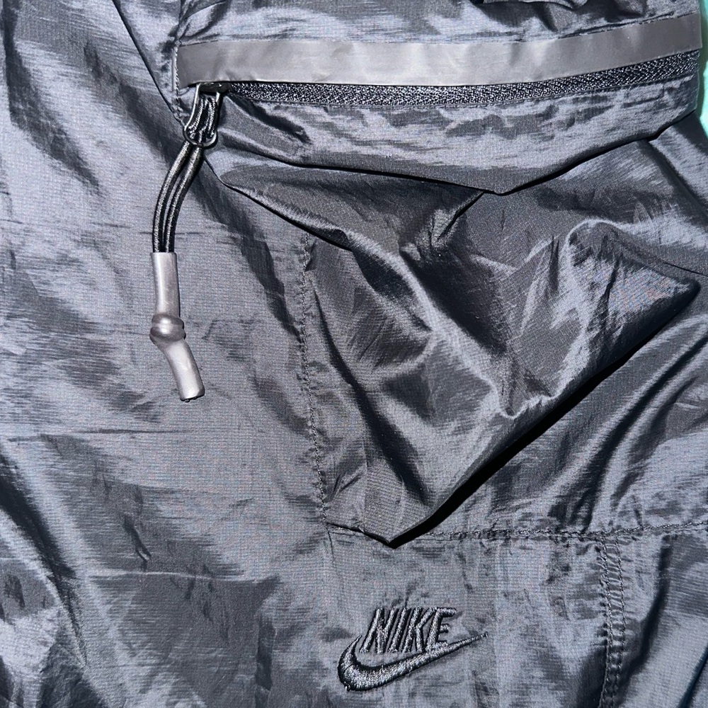 Nike Black Cargo Joggers with Utility Pockets